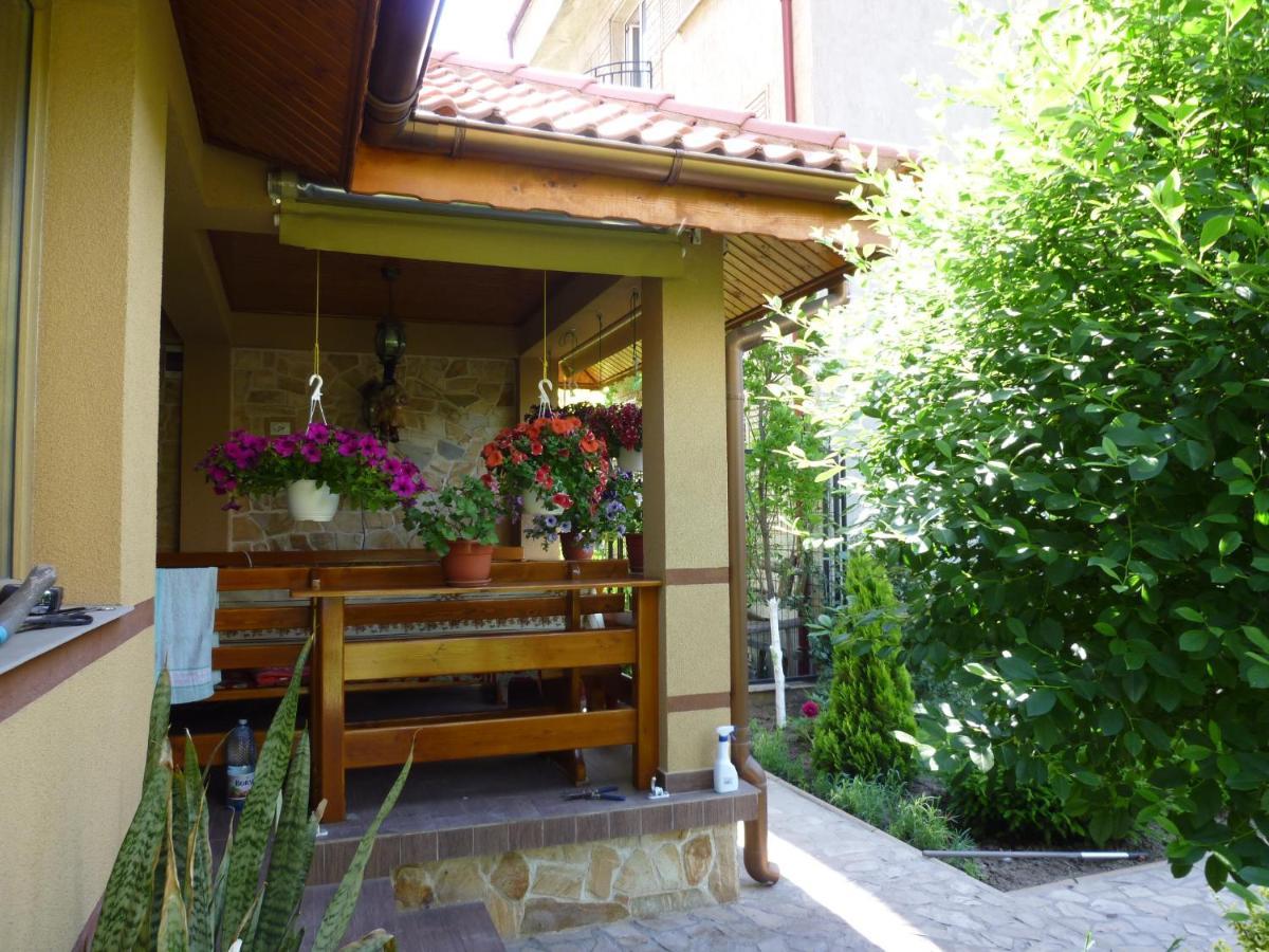 Bed and Breakfast Casa Edwin Констанца Экстерьер фото