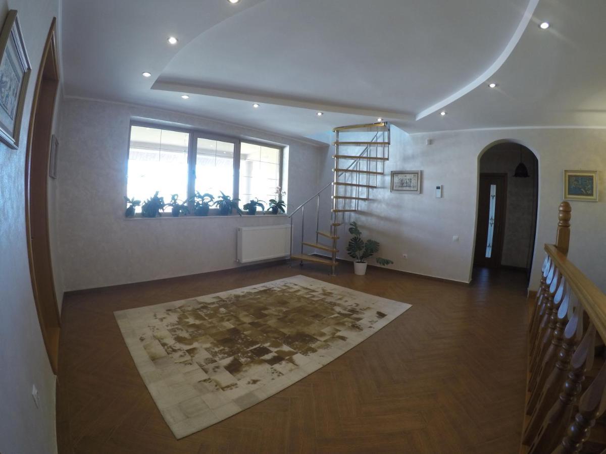 Bed and Breakfast Casa Edwin Констанца Экстерьер фото