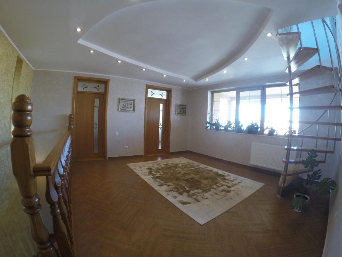 Bed and Breakfast Casa Edwin Констанца Экстерьер фото